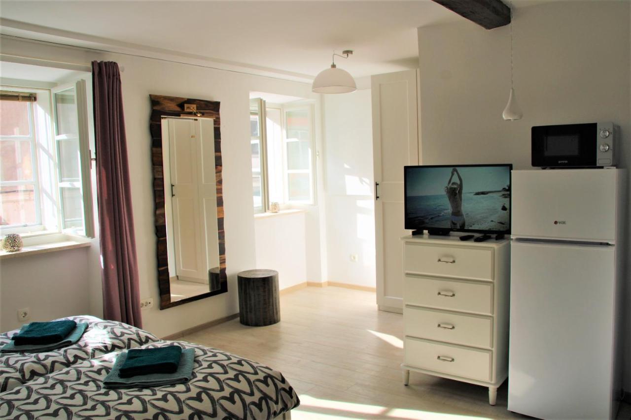 Pink House Studio Любляна Экстерьер фото